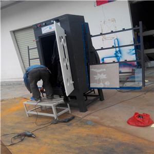 門窗玻璃噴砂雕刻機(jī)報價、供應(yīng)商及產(chǎn)品介紹——深圳惠捷機(jī)器